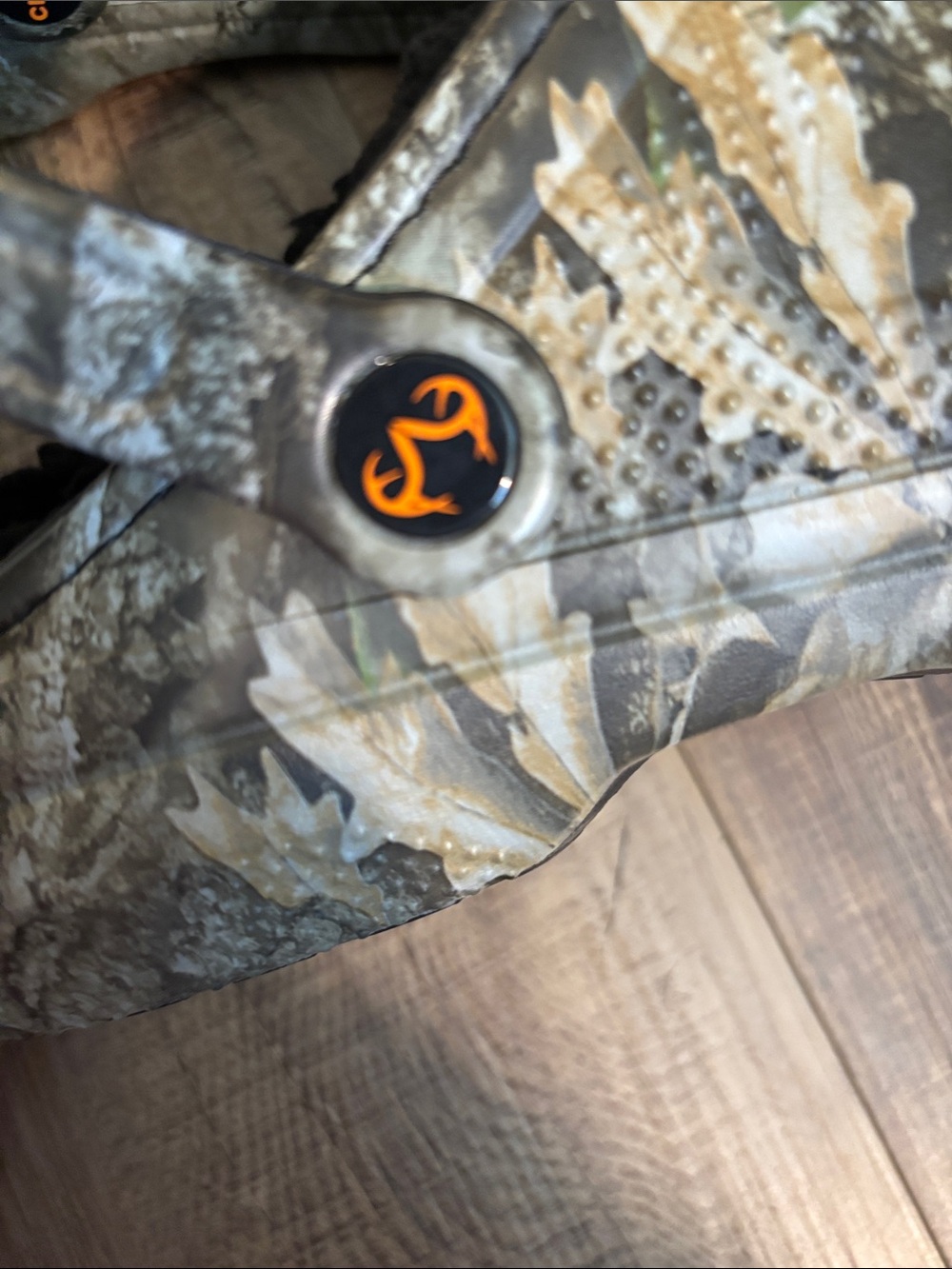 CROCS Mens Camo Slip-On Clogs with Black Fleece Lining and Orange Insole Tabs - Picture 3 of 7